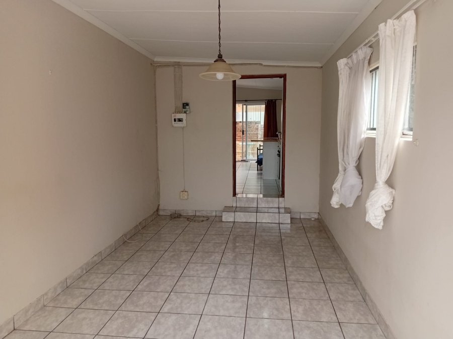 1 Bedroom Property for Sale in Beacon Bay Eastern Cape